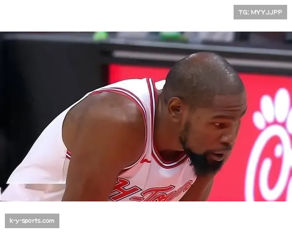 亚当斯虽球队落败但个人表现合格,保级重任需其持续输出 亚当斯虽球队落败但个人表现合格,保级重任需其持续输出